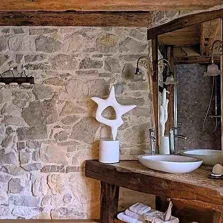 La Maison D'artgile Couette-café