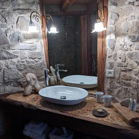 Bed & Breakfast La Maison D'artgile